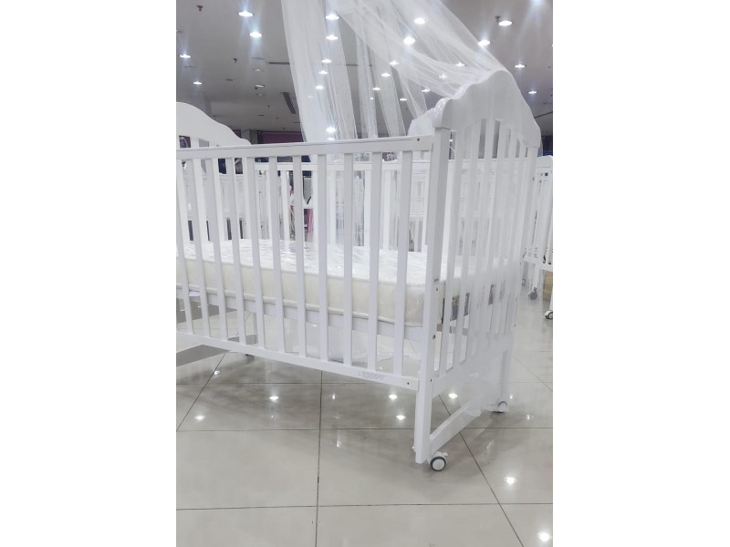 Bed, white, size 120 * 60