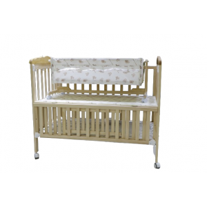 Wooden newborn bed 2*1 susceptible to crumbling