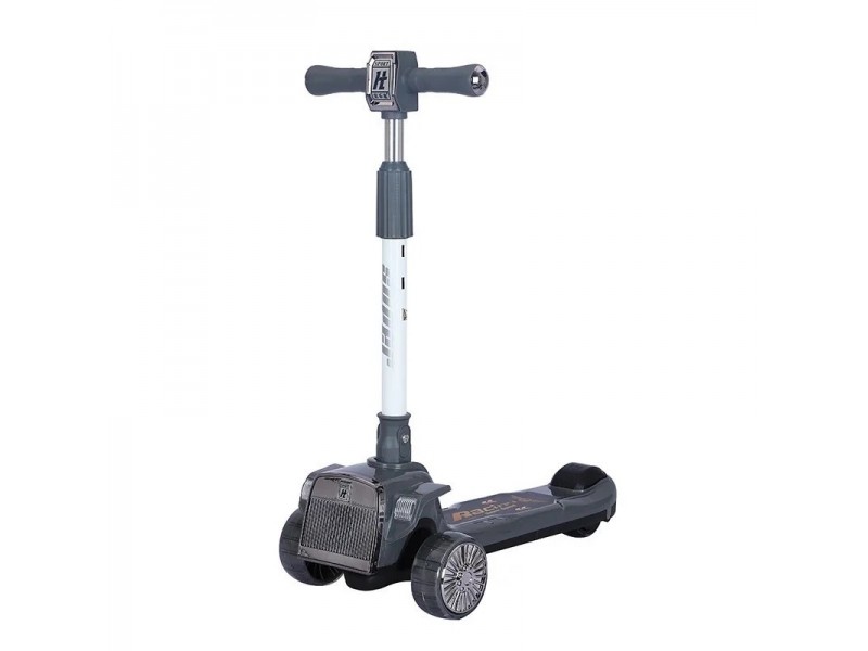 سكوتر   الأطفال. 