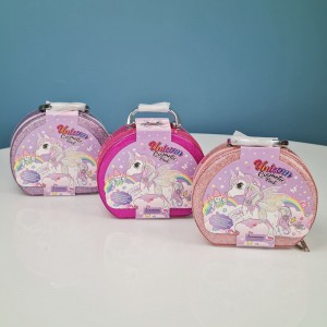 مجموعة مستحضرات تجميل للأطفال